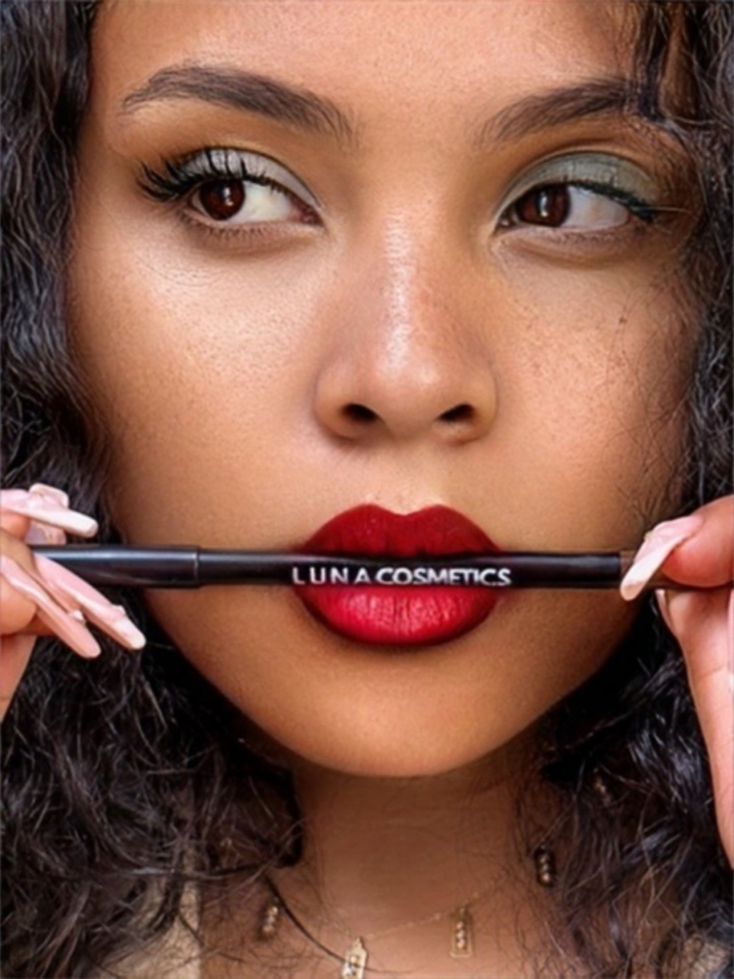 Luna Lipcontour