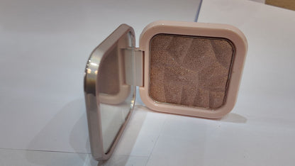 Luna Highlighter